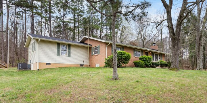 Property Photo:  3391 Old Highway 48  TN 37040 