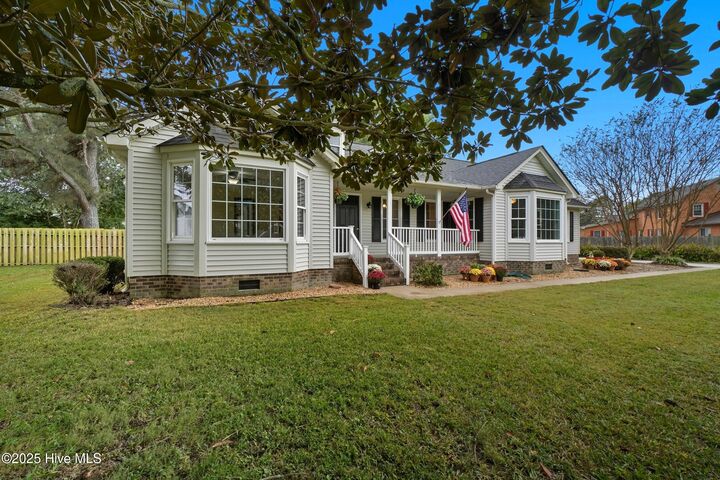 Property Photo: 114 Hunters Trail W NC 27909