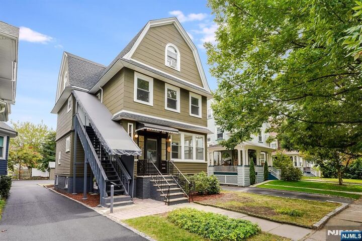 9 Vincent Place  Montclair NJ 07042 photo