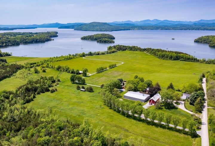 Property Photo: 1028 Converse Bay Road VT 05445-0000