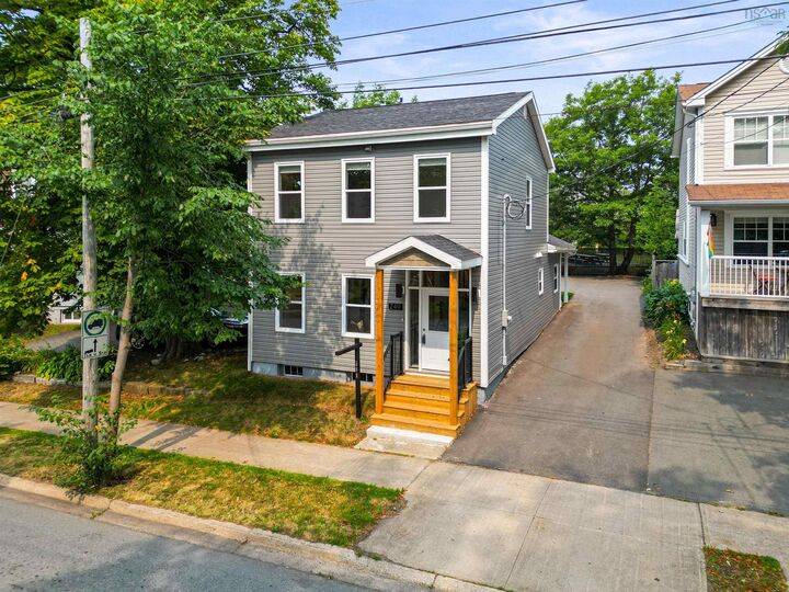 249 Portland Street  Dartmouth NS B2Y 1J8 photo