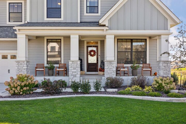 Property Photo: 5283 Rolling Hills Parkway MN 55318
