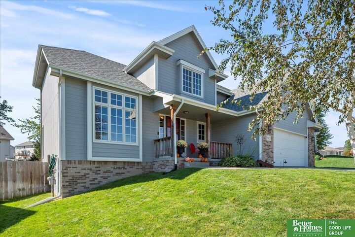 Property Photo: 2207 Kara Drive NE 68133