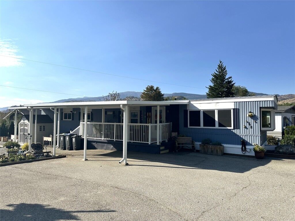 Property Photo: 146 Willow Court 6B BC V0H 1T2