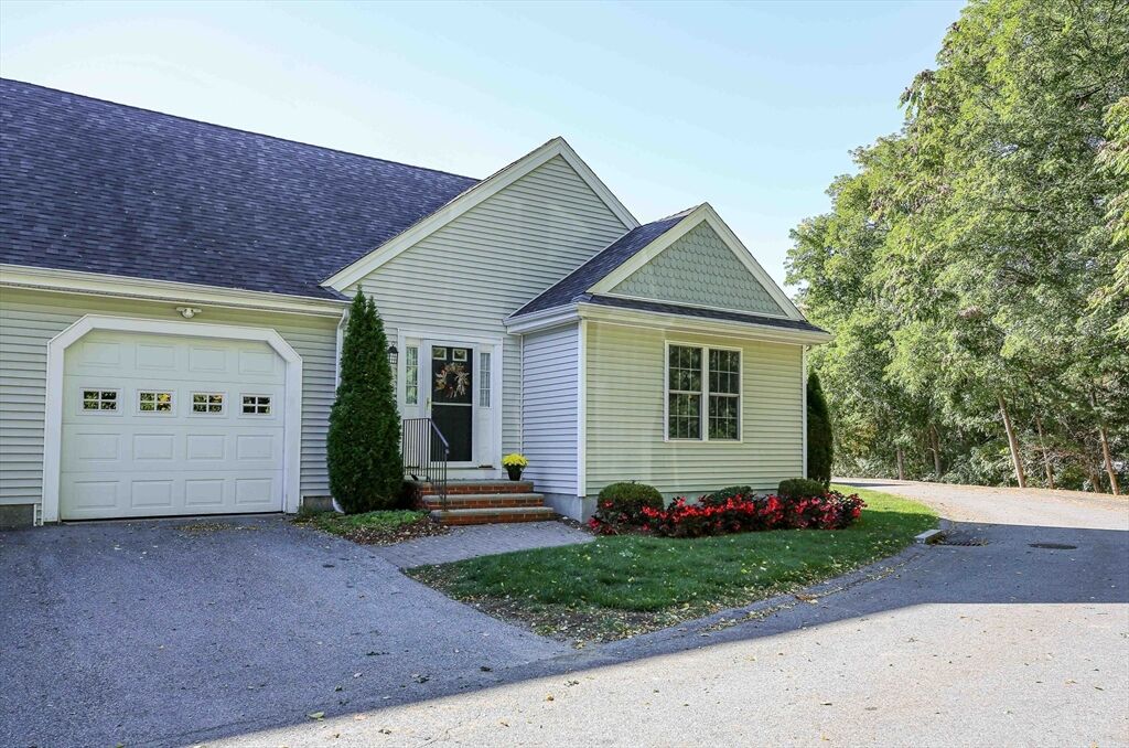Property Photo: 31 Enaya Circle 47 MA 01606