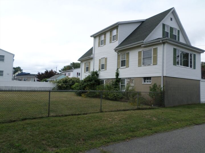 Property Photo:  9 Douglas Rd  MA 01906 