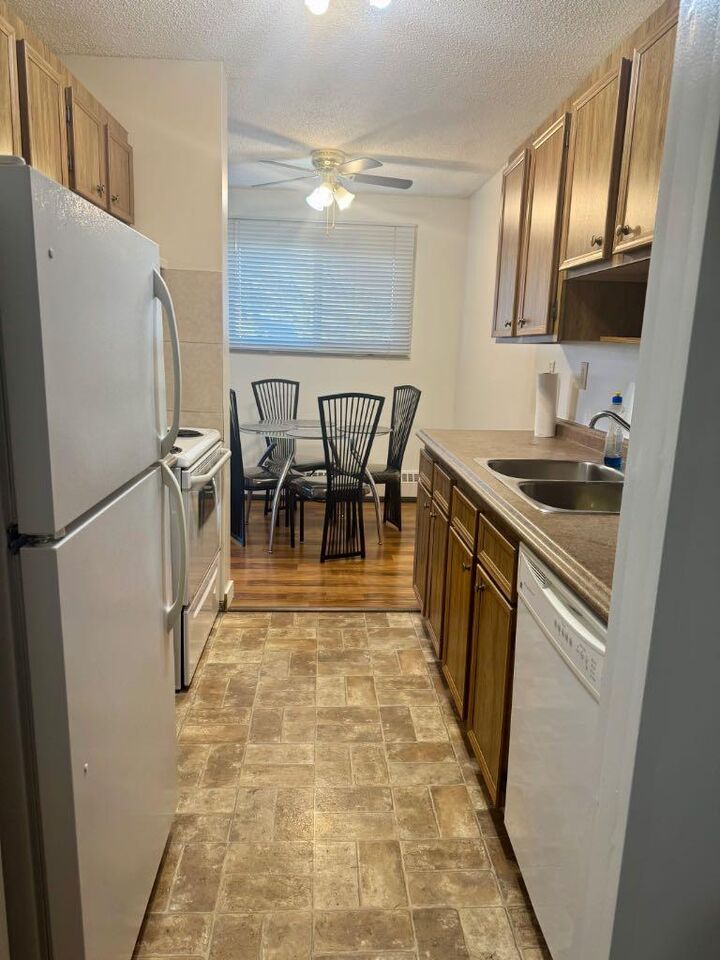 Photo de la propriété: 27 Bennett Street 106 AB T4R 1V3