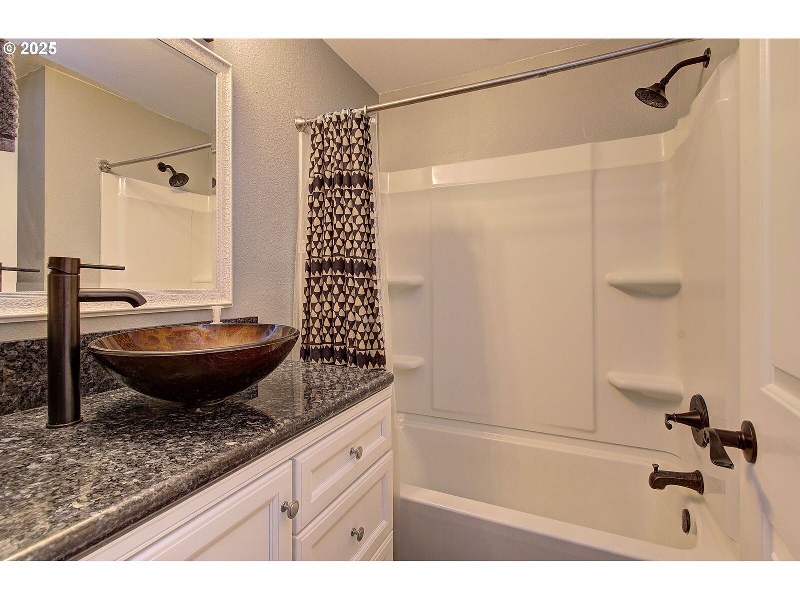 Property Photo: 18717 NE 208th Ct WA 98606