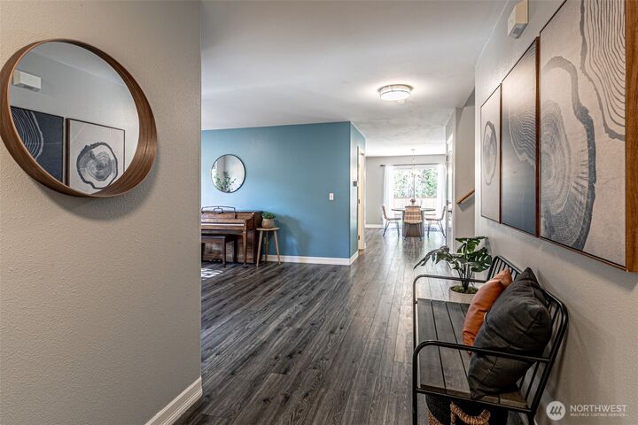 Property Photo:  10205  198th Avenue E  WA 98391 