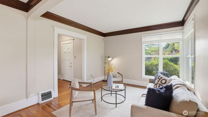 Property Photo: 5114 S Morgan Street WA 98118