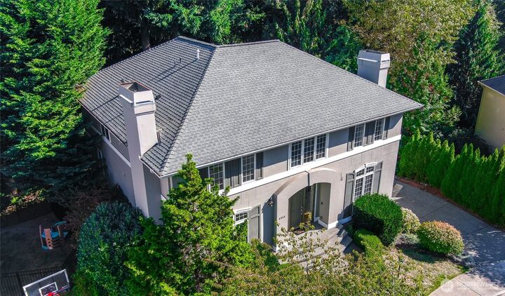 Property Photo: 4952 160th Court SE WA 98006
