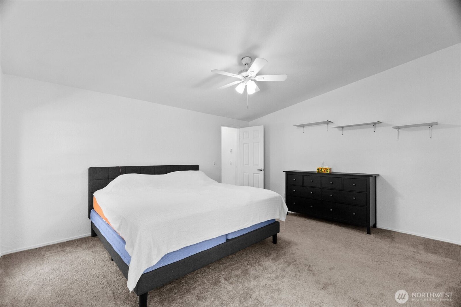 Property Photo: 10 E Rose Lane WA 98584