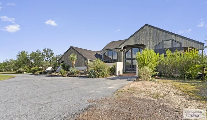 Property Photo: 28528 S Palm Ct TX 78552