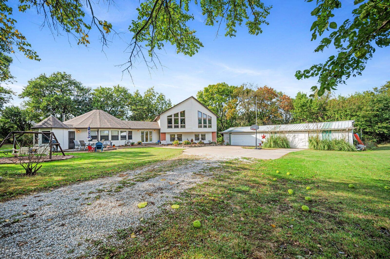 Property Photo: 5750 NW 50 Th St KS 67042