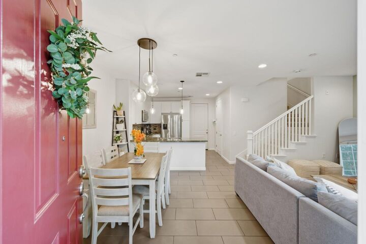 Property Photo: 630 Bair Island Road 106 CA 94063