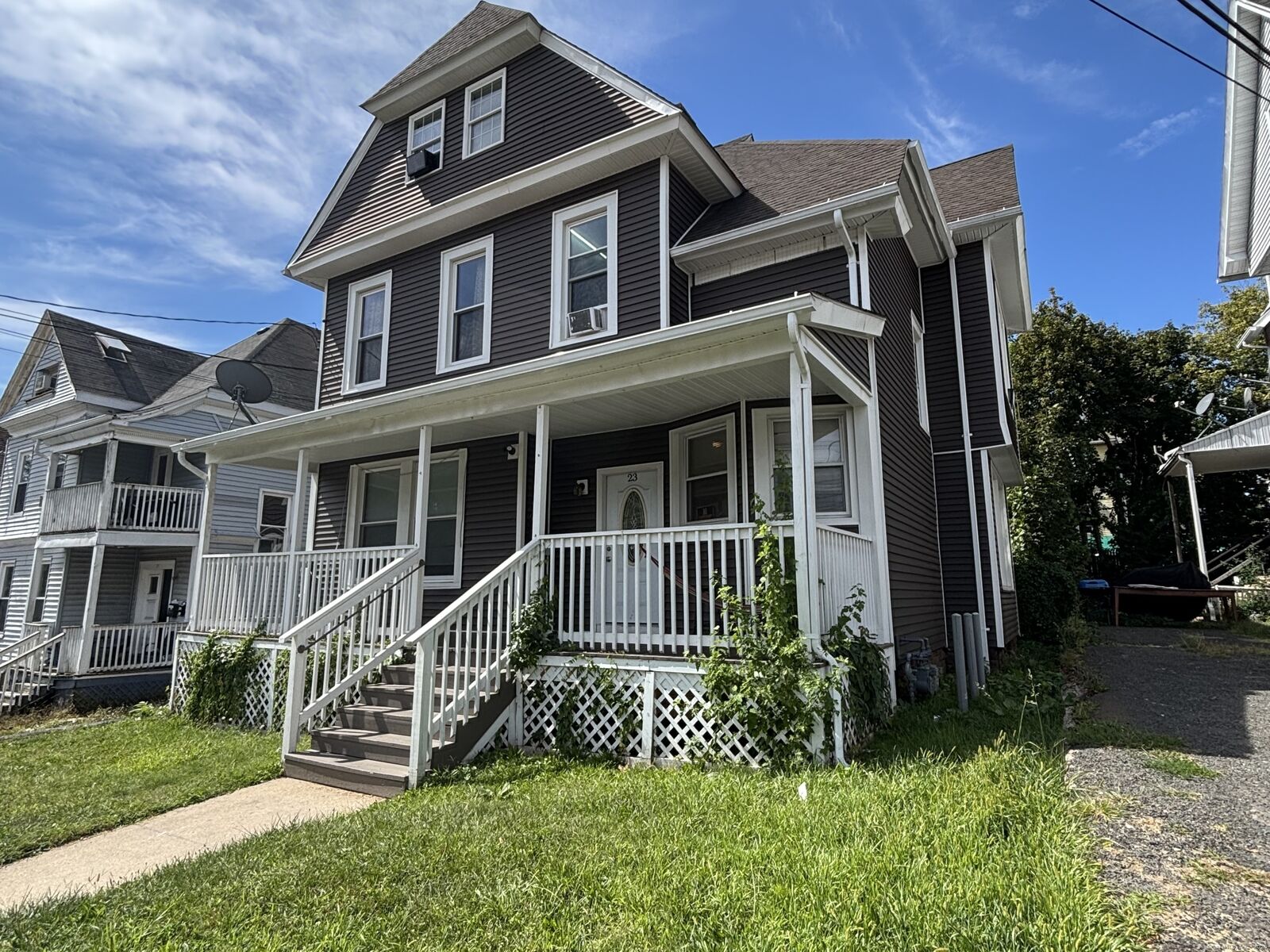 Property Photo:  23 Randolph Avenue  CT 06451 