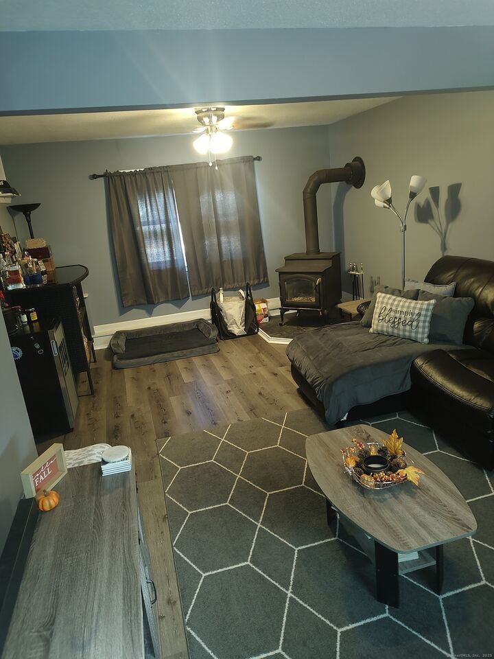 Property Photo: 29 Eagle Court CT 06450