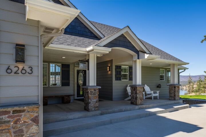 Property Photo:  6263 Brennan Ct  WA 99026 