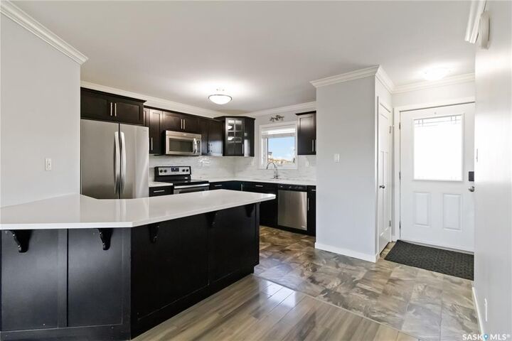 Property Photo:  620 Cornish Road 364  SK S7T 0Y3 
