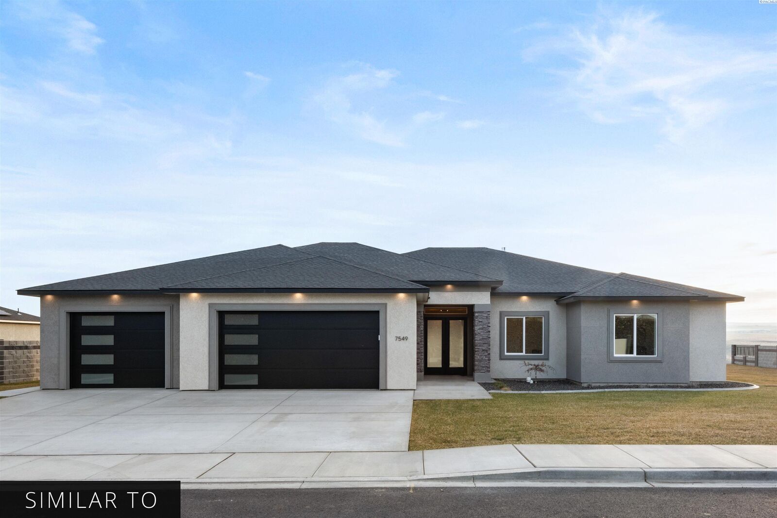 Property Photo:  240 Taylor Lane  WA 99301 