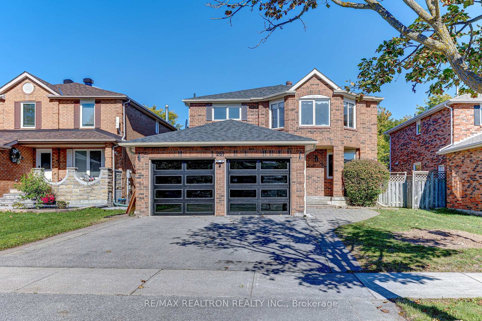 Property Photo:  261 Hollingham Road  ON L3R 8J7