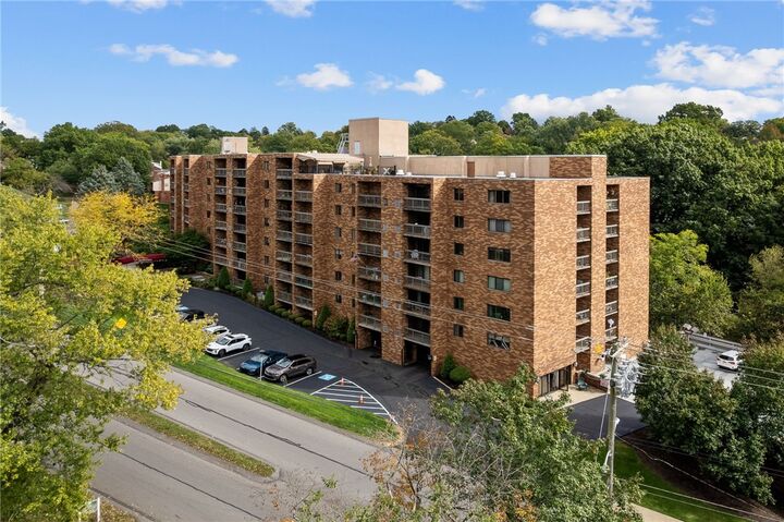 1500 Cochran Rd 412  Pittsburgh PA 15243 photo