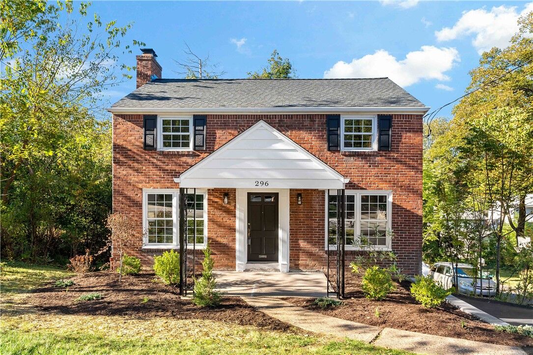 Property Photo: 296 Lebanon Ave PA 15228