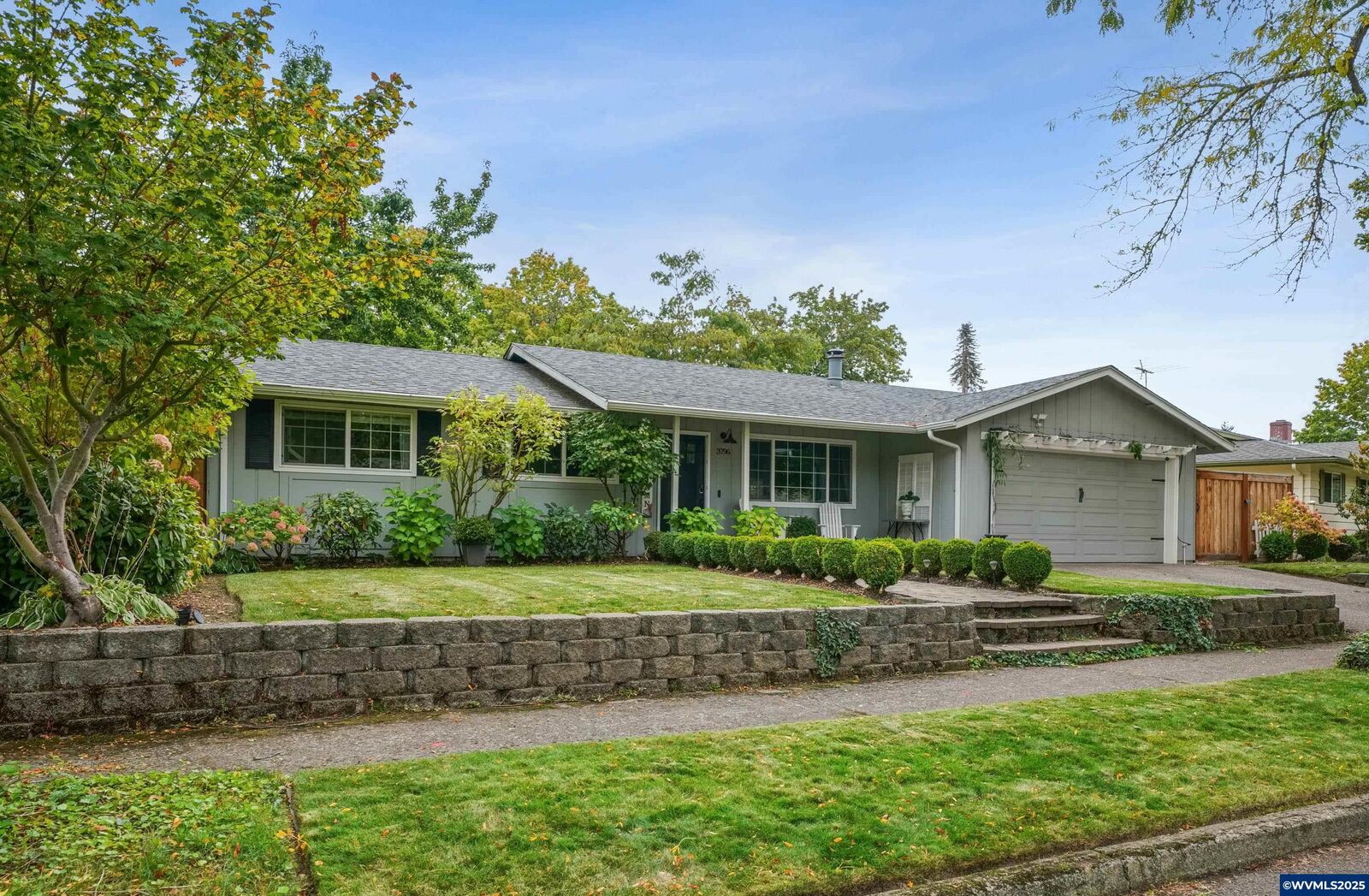 Property Photo:  3796 Hart Dr N  OR 97303 