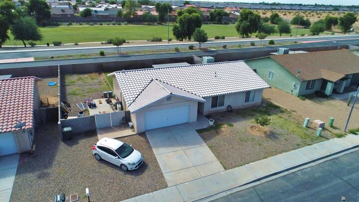 Property Photo: 6129 E 42 St AZ 85365
