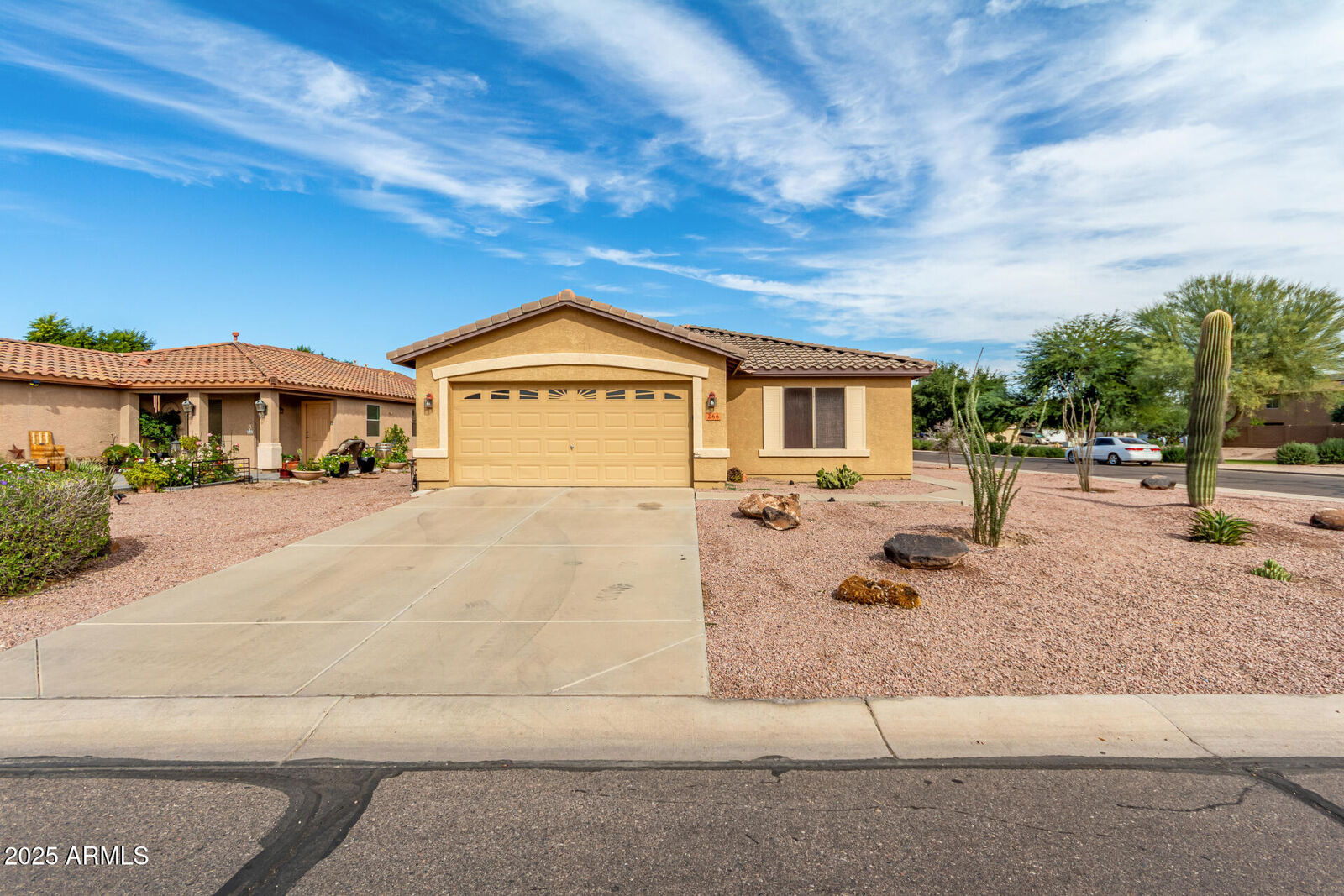 Property Photo: 266 W Santa Gertrudis Trail AZ 85143