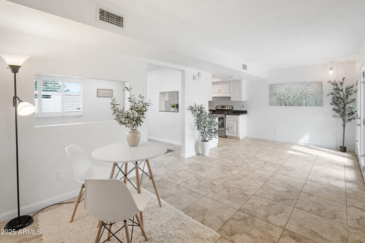 Property Photo: 3928 N Granite Reef Road AZ 85251