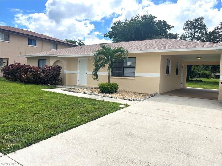 Property Photo: 2656 Lime St FL 33916