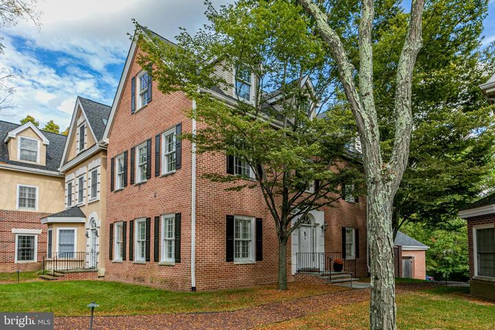 8 Governors Lane  Princeton NJ 08540 photo
