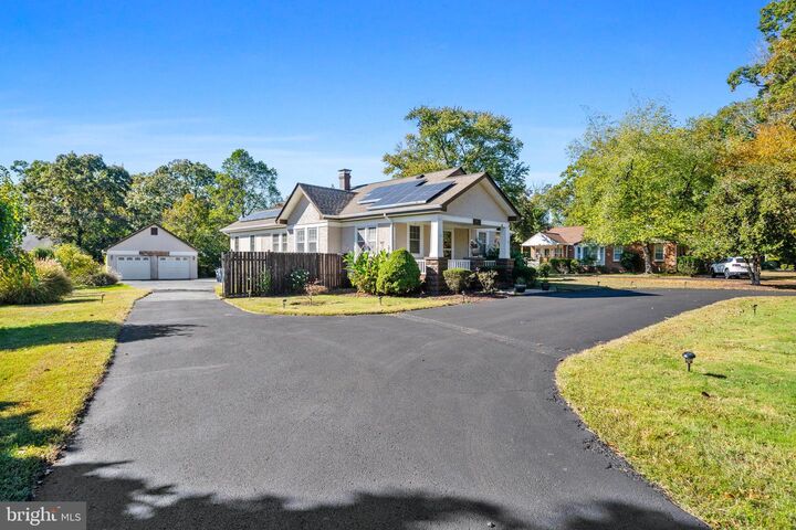 Property Photo:  803 Washington Avenue  MD 20646 