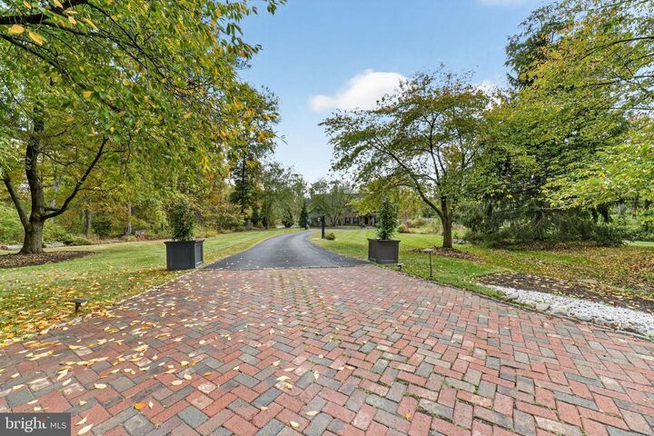 Property Photo:  5765 Valley Stream Drive  PA 18902