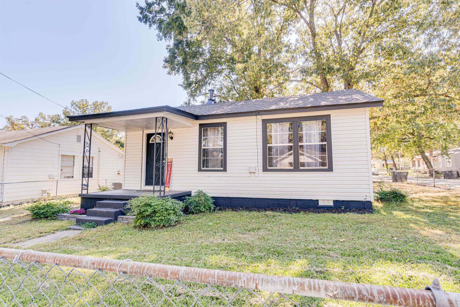 Property Photo:  191 Roosevelt Rd  AR 72076 