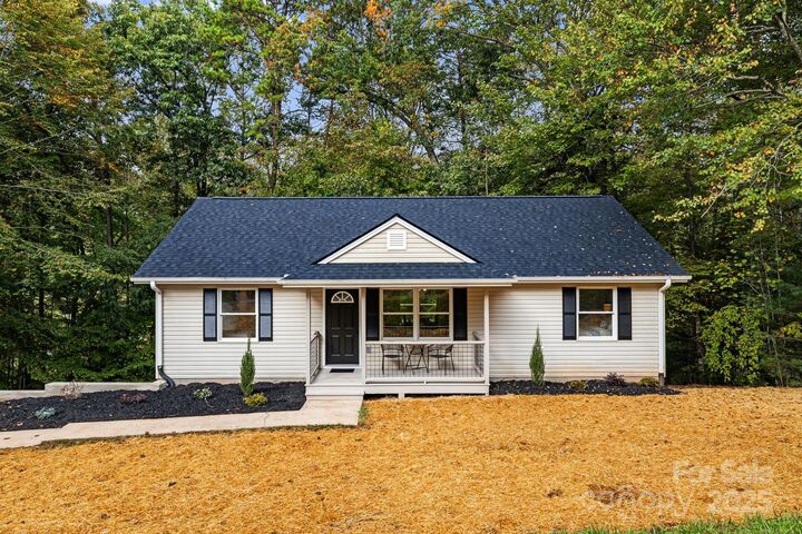 Property Photo: 17 Carolyn Drive NC 28715