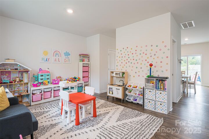 Property Photo: 150 Monroe Creek Boulevard NC 28806