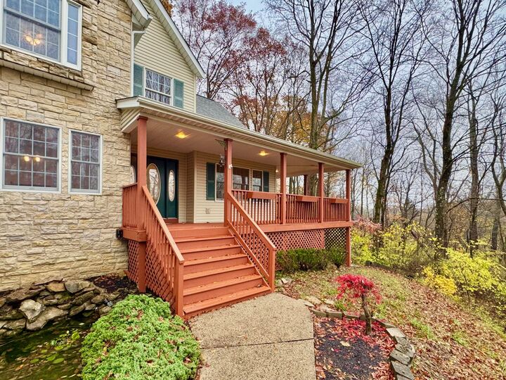 Property Photo:  4251 Alward SW Road  OH 43062 