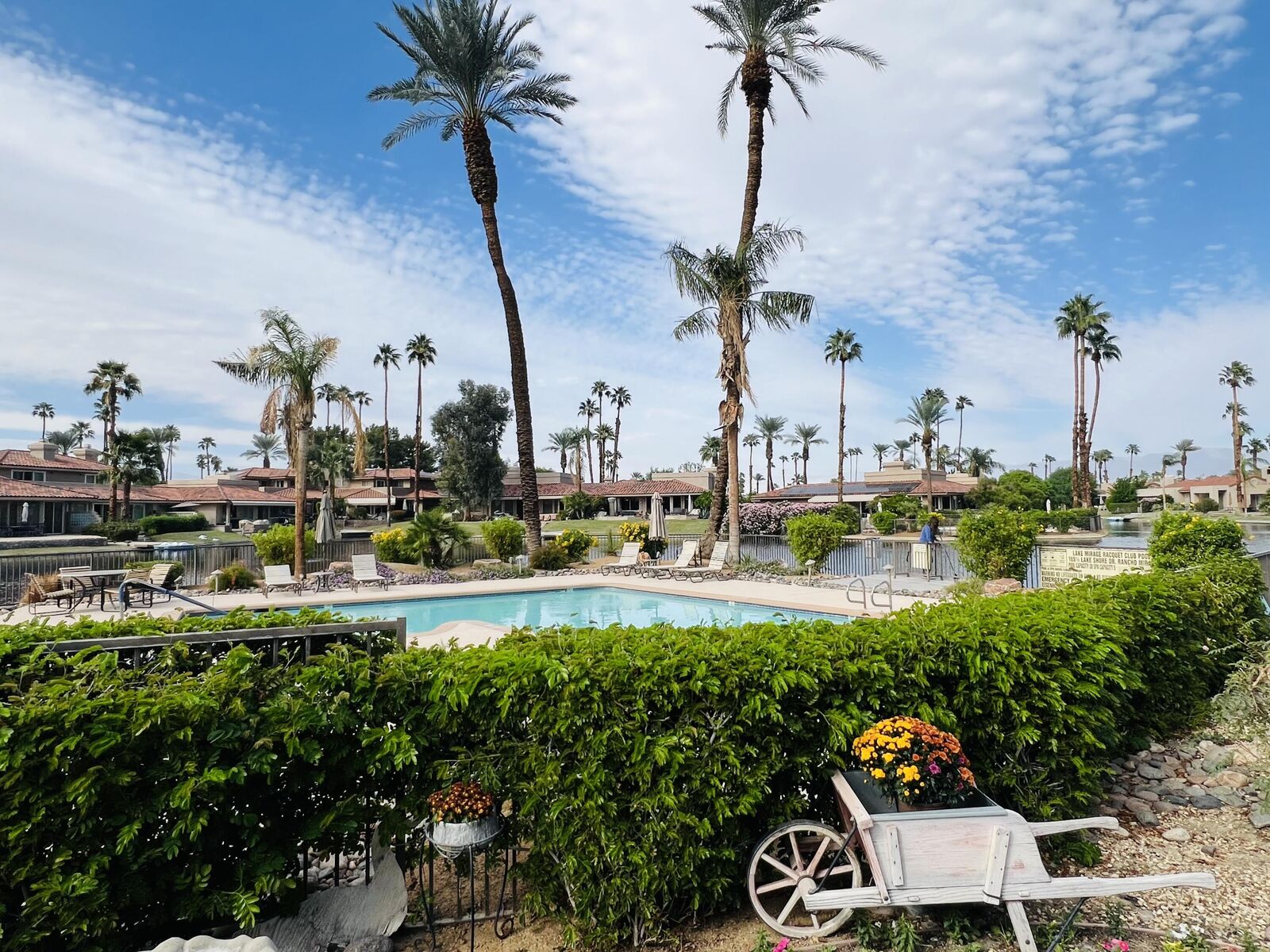 Property Photo:  165 Lake Shore Drive  CA 92270 