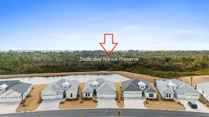 Property Photo: 9511 Paradise Drive FL 32413