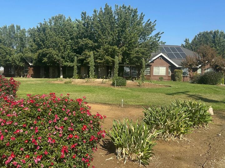 37795 Avenue 17 1/2  Madera CA 93636 photo