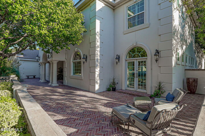 Property Photo: 904 Vista Mia Court TX 79922