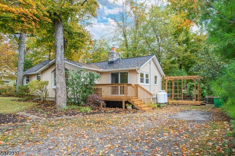Property Photo: 204 Winetka Rd NJ 07422