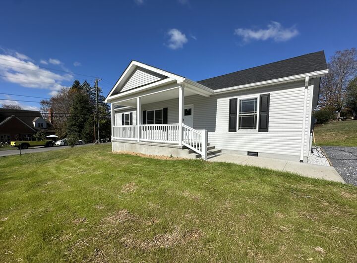 Property Photo: 115 Lillians Way WV 24986