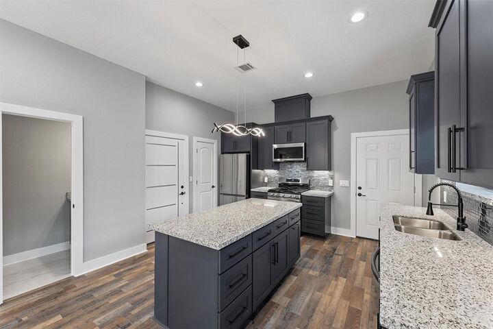 Property Photo: 7704 Sealey Street TX 77088