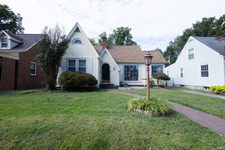 427 S Spring Street  Evansville IN 47714 photo