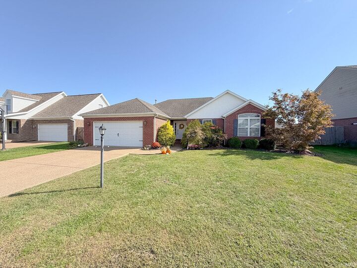 9011 Hartwell Drive  Evansville IN 47725 photo
