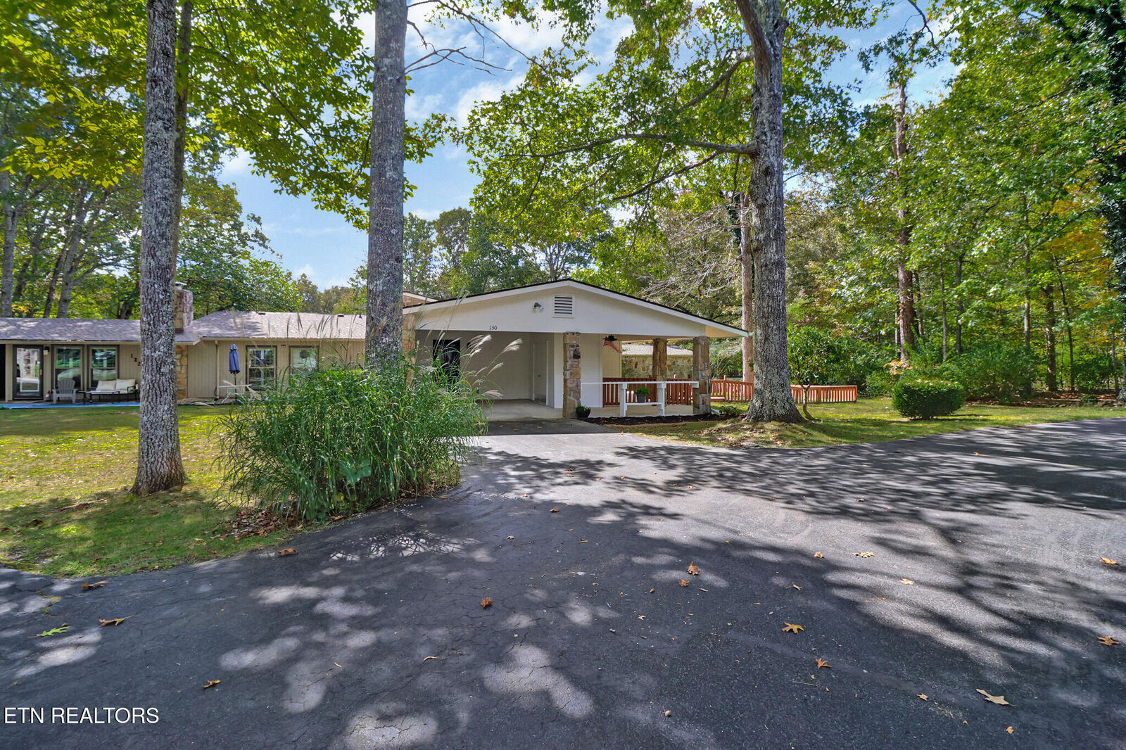Property Photo: 130 Dovenshire Drive TN 38558