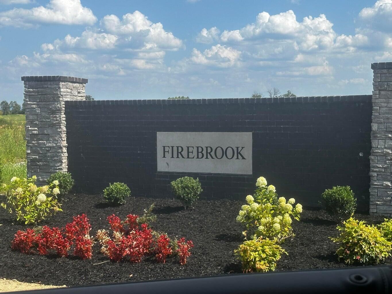 Property Photo:  519 Chickasaw Drive  KY 40475 